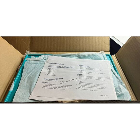 Brand New Set of 2 Aqua Blue Silicone Baking Boards Non-stick Flexible - Picture 8 of 8